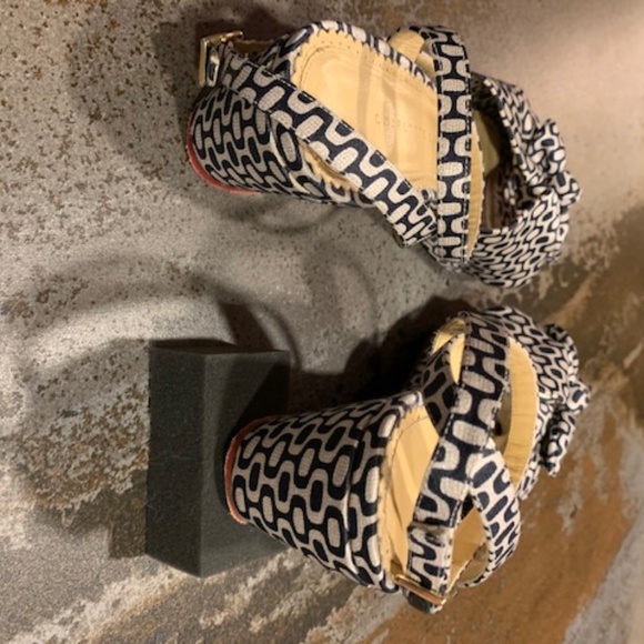 Charlotte Olympia Alexa Ankle Strap Wedge Sandal - Picture 9 of 10